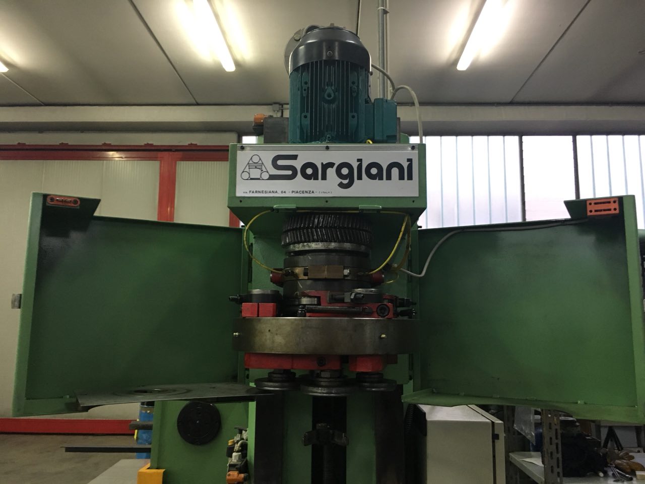 SARGIANI AGGRAFFATRICE SEMIAUTOMATICA S- 908  2000